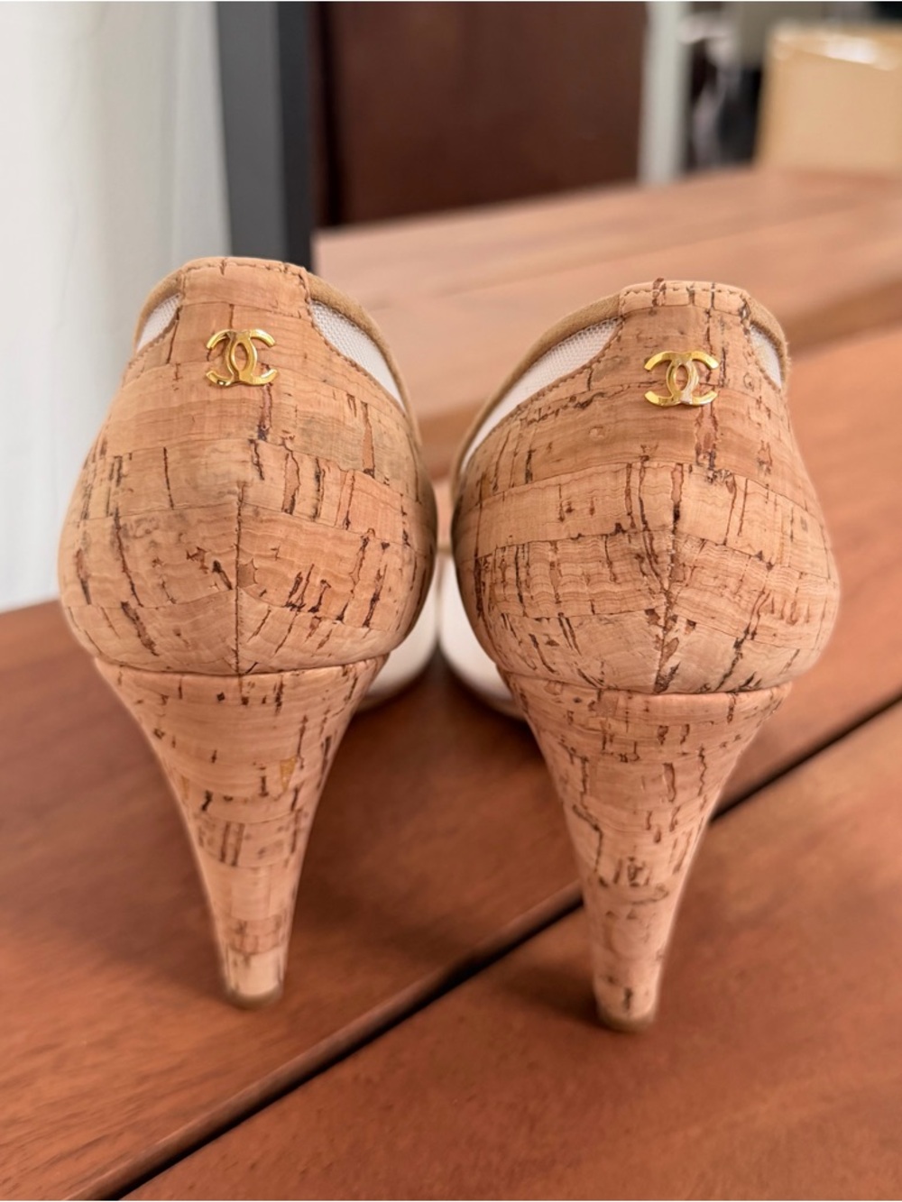 Chanel Cork & Mesh Cap Toe Pumps size 39 - Picture 4 of 6